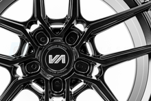 Load image into Gallery viewer, VARIANT "HELIUM" COLD-FORGED WHEELS (FORD MUSTANG S550 & S650)